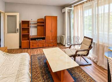 Jednoiposoban stan, Vojna bolnica · 53m² · 300€ | SveNekretnine