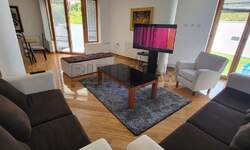 Kuća, Čalije · 280m² · 2.100€ | SveNekretnine