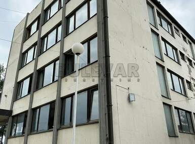 Poslovni prostor / Lokal · 1590m² · 2.500€ | SveNekretnine