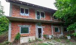 Kuća, Gabrovac · 400m² · 100.000€ | SveNekretnine