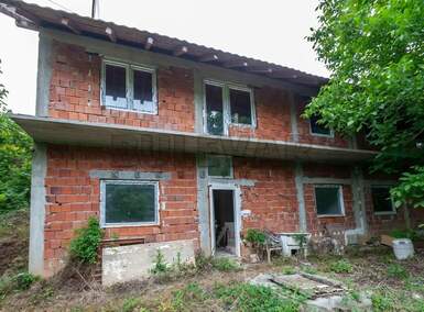 Kuća, Gabrovac · 400m² · 100.000€ | SveNekretnine