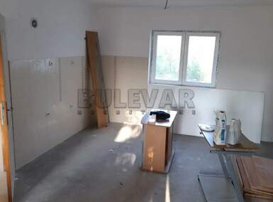 Kuća, Donja Vrežina · 204m² · 180.000€ | SveNekretnine