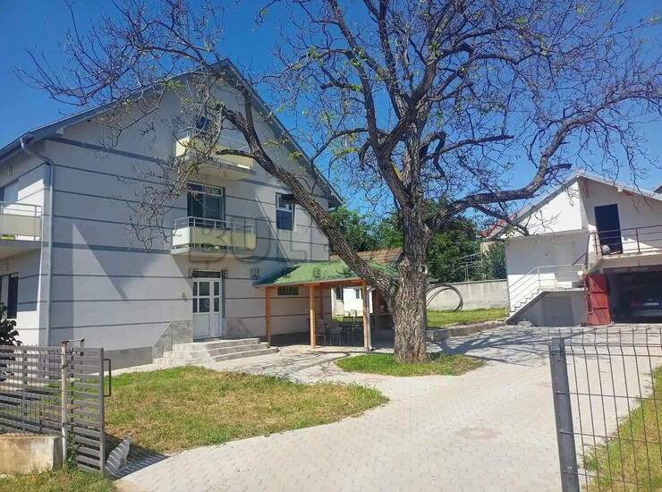 Kuća Niš, Pasi poljana – fotografija 1
