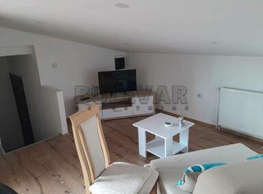 Jednosoban stan, Pravni fakultet · 45m² · 360€ | SveNekretnine