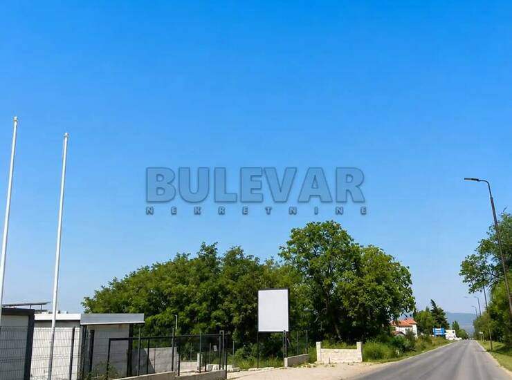 Plac Niš, Pasi poljana – fotografija 7