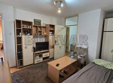 Jednoiposoban stan, Centar · 44m² · 330€ | SveNekretnine