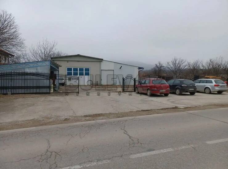 Poslovni prostor / Lokal Niš, Gornja Toponica – fotografija 3