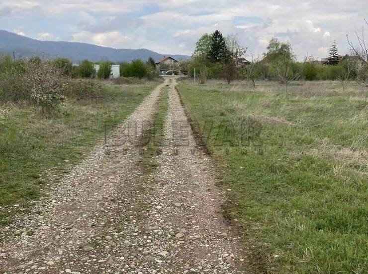 Plac Niš, Vrtište – fotografija 1