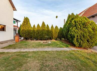Kuća, 9 Maj (Novo naselje) · 300m² · 217.000€ | SveNekretnine