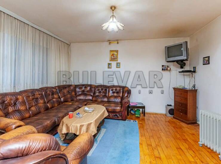 Kuća Niš, Ledena stena – fotografija 3