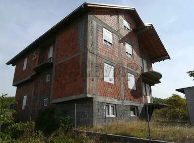 Kuća, Kamenica · 403m² · 150.000€ | SveNekretnine