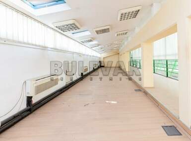 Poslovni prostor / Lokal, Centar · 200m² · 2.000€ | SveNekretnine
