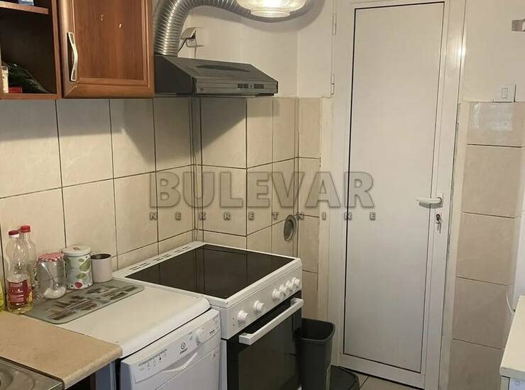 Stan Niš, Bulevar Nemanjića Zona 2 – fotografija 5