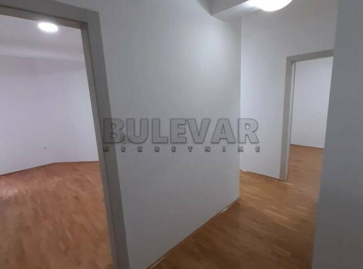 Poslovni prostor / Lokal Niš, Čair – fotografija 5
