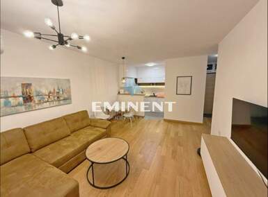 Dvosoban stan, Gornji Grad · 52m² · 750€ | SveNekretnine