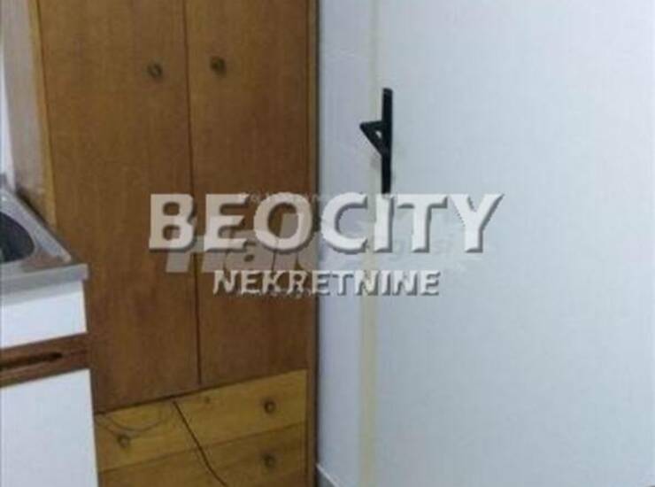 Stan Beograd, Bežanijska Kosa Iii – fotografija 10