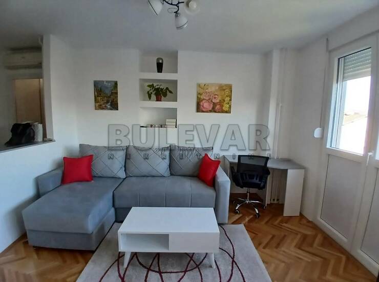Stan Niš, Gradska bolnica – fotografija 4