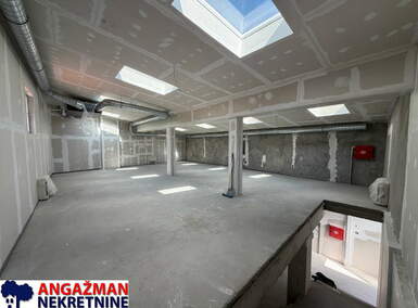 Poslovni prostor / Lokal · 244m² · 595.000€ | SveNekretnine
