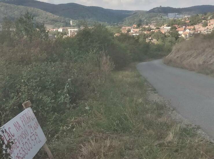 Plac Irig – fotografija 7