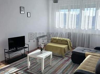 Dvoiposoban stan, Palilula · 60m² · 370€ | SveNekretnine