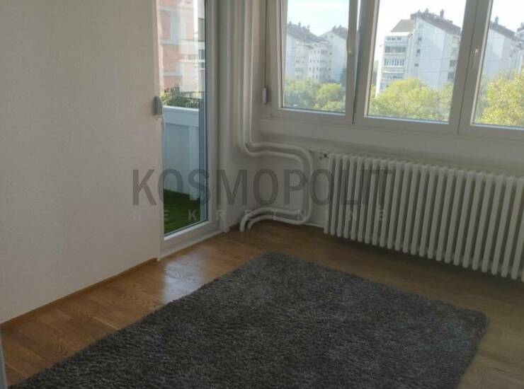 Stan Beograd, Blok 45, Tc Enjub – fotografija 7