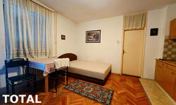 Garsonjera, Grbavica · 27m² · 300€ | SveNekretnine