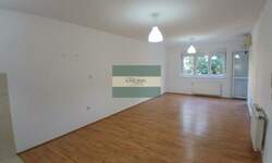 Trosoban stan, Jagodina · 74m² · 250€ | SveNekretnine