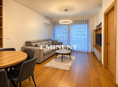 Dvosoban stan, Lion · 45m² · 800€ | SveNekretnine