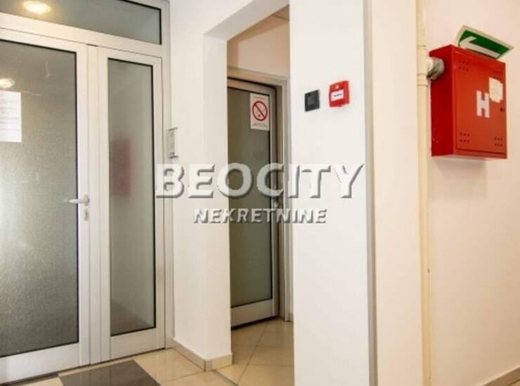 Poslovni prostor / Lokal Beograd, Zemun (cara Dušana) – fotografija 5
