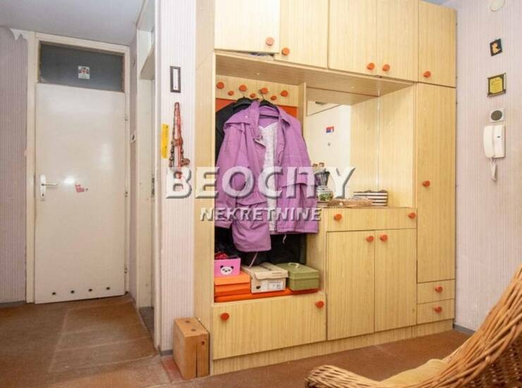 Stan Beograd, Blok 70 (kineski Tc) – fotografija 9