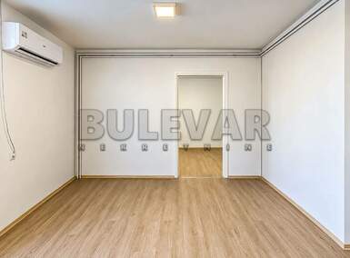 Poslovni prostor / Lokal, Centar · 68m² · 500€ | SveNekretnine