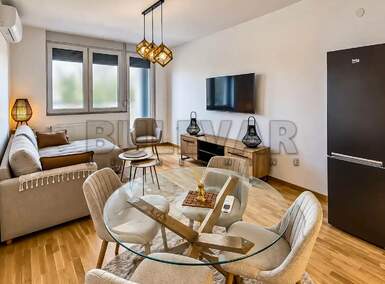 Dvosoban stan, Centar · 55m² · 600€ | SveNekretnine