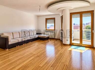 Poslovni prostor / Lokal, Centar · 220m² · 1.700€ | SveNekretnine
