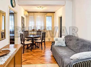 Dvoiposoban stan, Palilulska pijaca · 54m² · 300€ | SveNekretnine