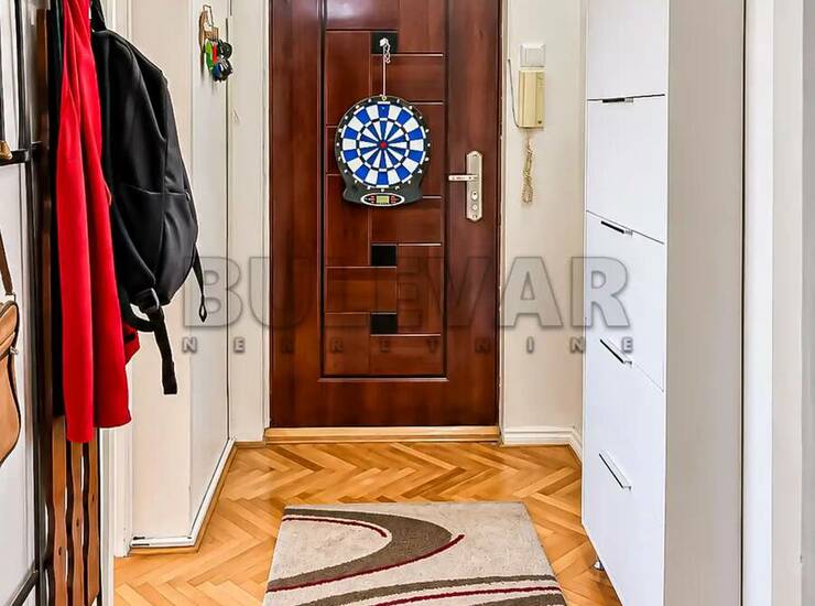 Stan Niš, Crveni pevac – fotografija 6