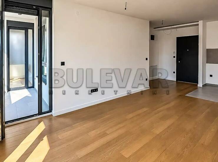 Poslovni prostor / Lokal Niš, Crveni pevac – fotografija 5