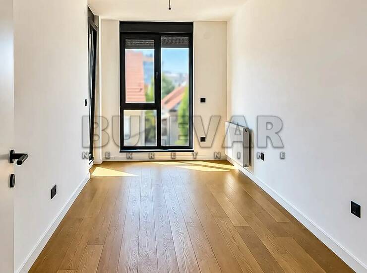 Poslovni prostor / Lokal Niš, Crveni pevac – fotografija 10