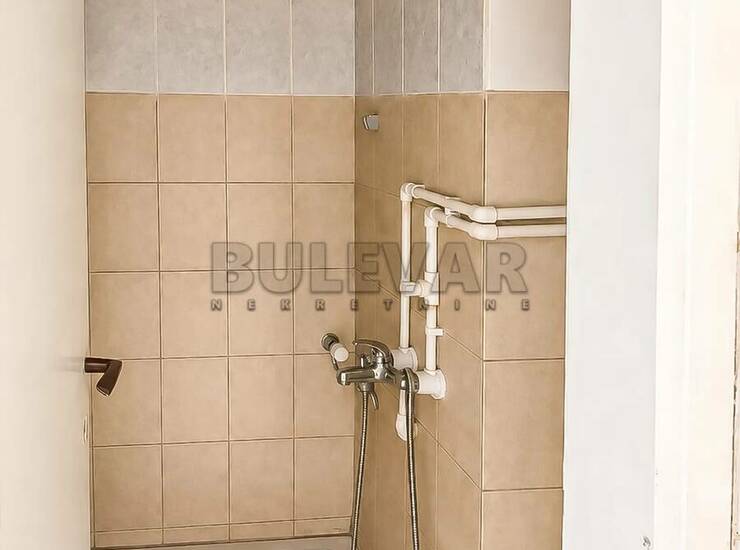 Poslovni prostor / Lokal Niš, Šojka – fotografija 6