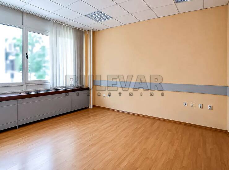 Poslovni prostor / Lokal Niš, Čair – fotografija 6