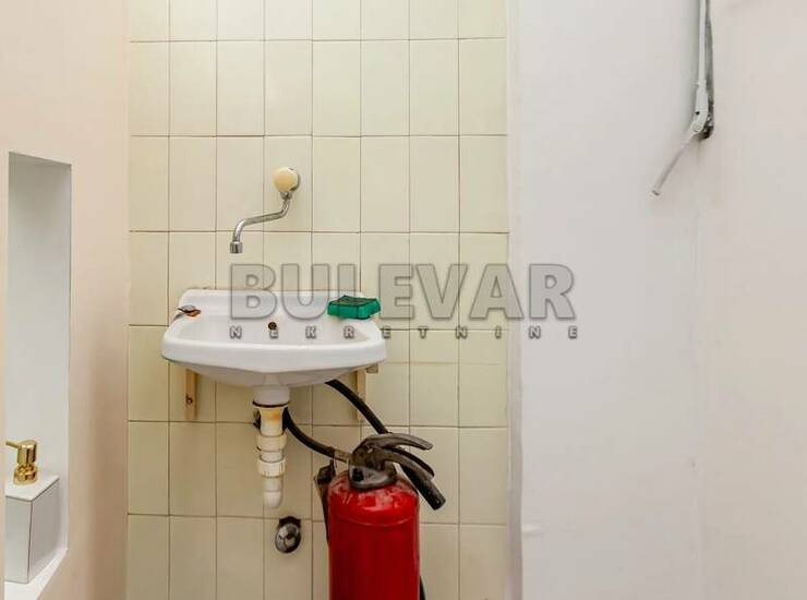 Poslovni prostor / Lokal Niš, Bulevar Nemanjića – fotografija 6