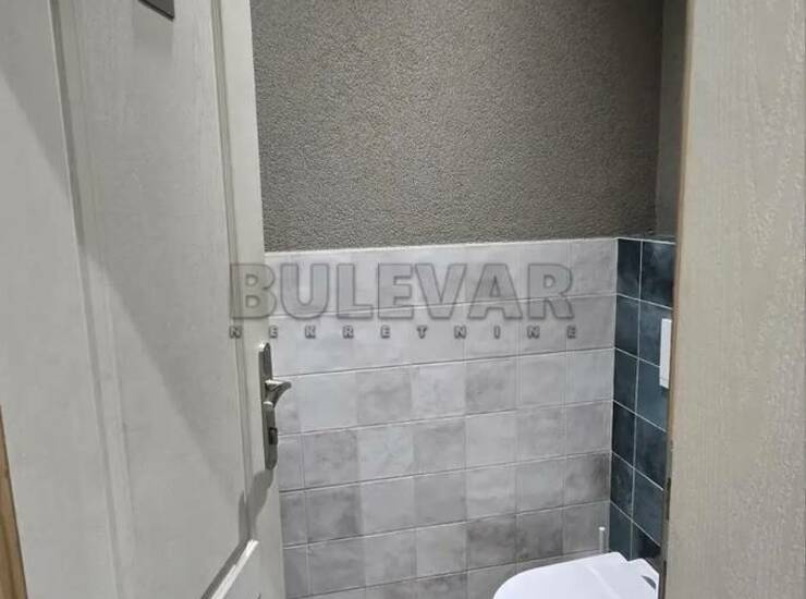 Poslovni prostor / Lokal Niš, Čair – fotografija 11