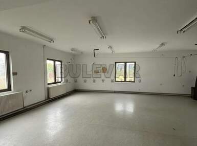 Poslovni prostor / Lokal, Svrljig · 130m² · 250€ | SveNekretnine