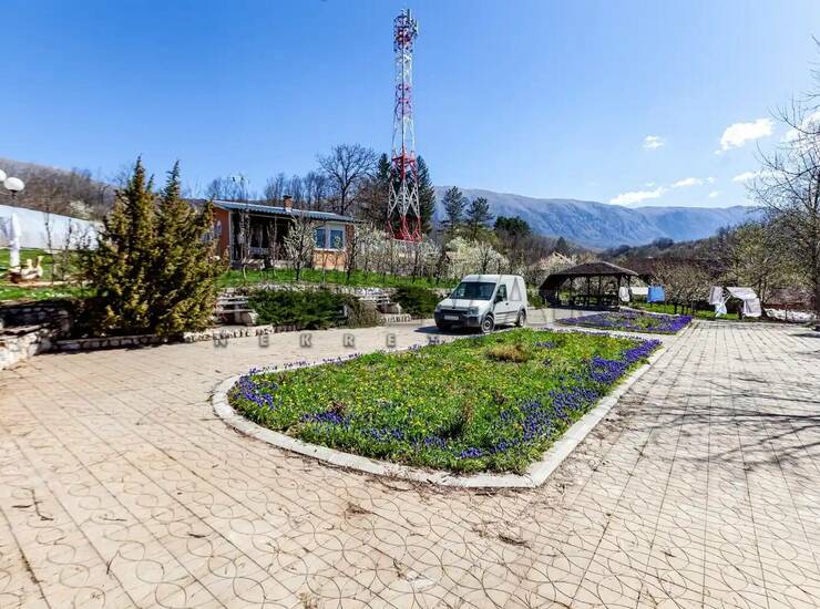 Poslovni prostor / Lokal Gadzin Han, Donji Dušnik – fotografija 9