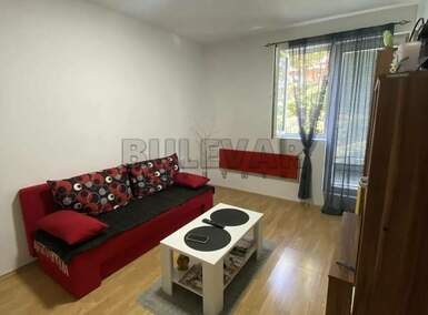 Jednoiposoban stan, Palilula · 45m² · 300€ | SveNekretnine