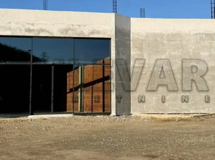 Poslovni prostor / Lokal Vladičin Han, Prekodolce – fotografija 3