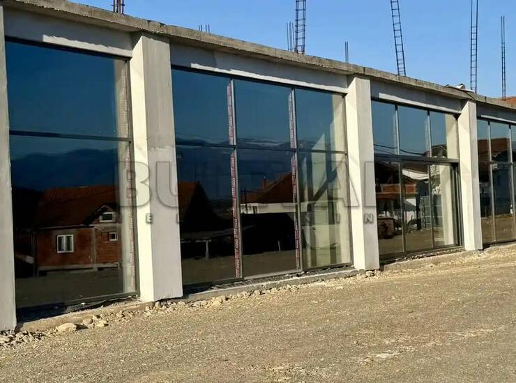 Poslovni prostor / Lokal Vladičin Han, Prekodolce – fotografija 6