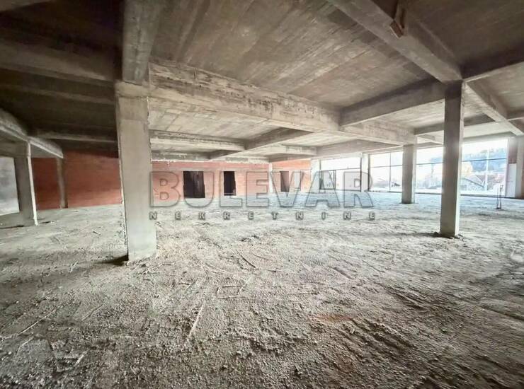 Poslovni prostor / Lokal Vladičin Han, Prekodolce – fotografija 8