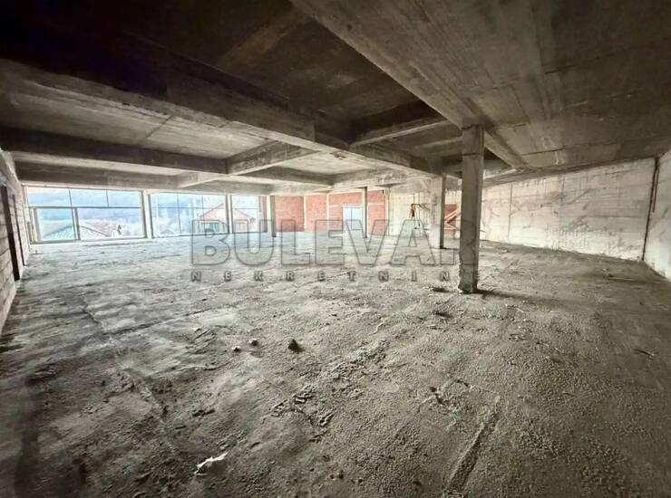 Poslovni prostor / Lokal Vladičin Han, Prekodolce – fotografija 9