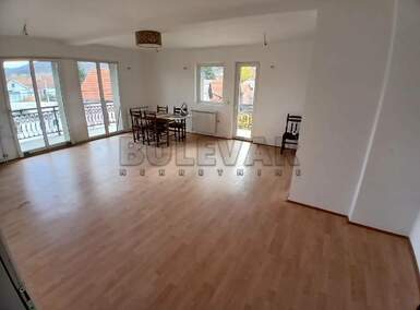 Poslovni prostor / Lokal, Niš · 152m² · 500€ | SveNekretnine