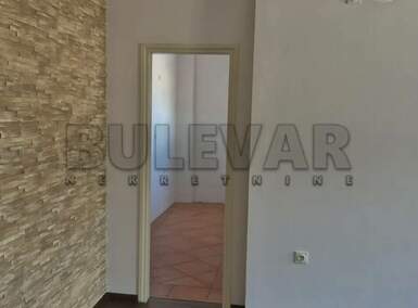 Poslovni prostor / Lokal, Centar · 68m² · 800€ | SveNekretnine